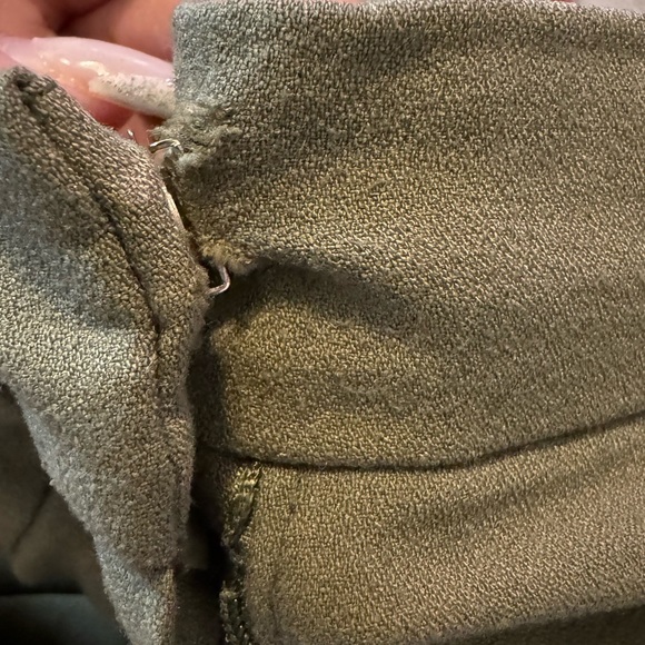 Olive green slacks - Picture 5 of 5